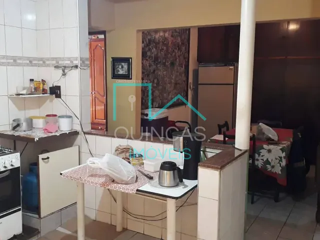 Casa com 250m² 3 quartos e 1 banheiro, à venda, no bairro Parque Centenário em Jundiaí