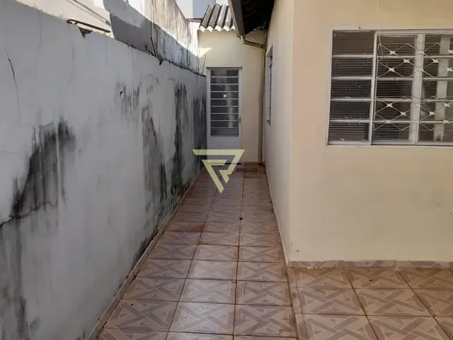 Casa com 200m² 3 quartos e 1 banheiro, à venda, no bairro Jardim Heitor Rigon em Ribeirão Preto