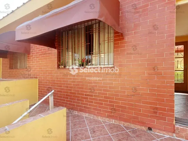 Casa com 105m² 2 quartos e 2 banheiros, à venda, no bairro Vila Emílio em Mauá
