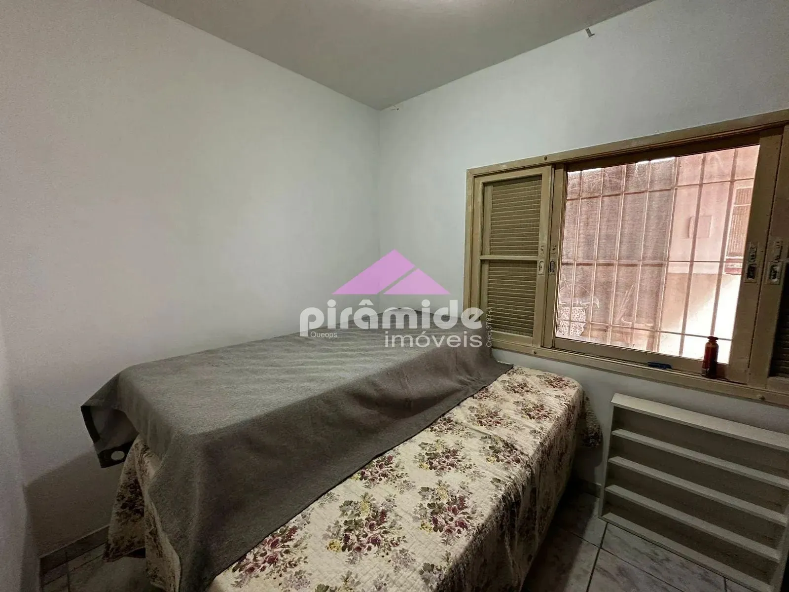 Casa, 4 quartos, 250 m² - Foto 9