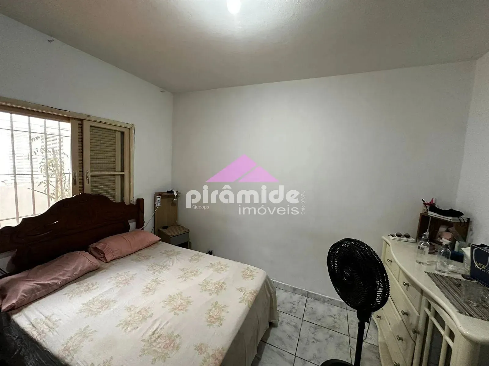 Casa, 4 quartos, 250 m² - Foto 13