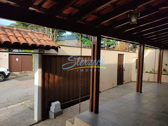 Casa com 200m² 3 quartos e 1 banheiro, à venda ou para alugar, no bairro Centro em Vinhedo