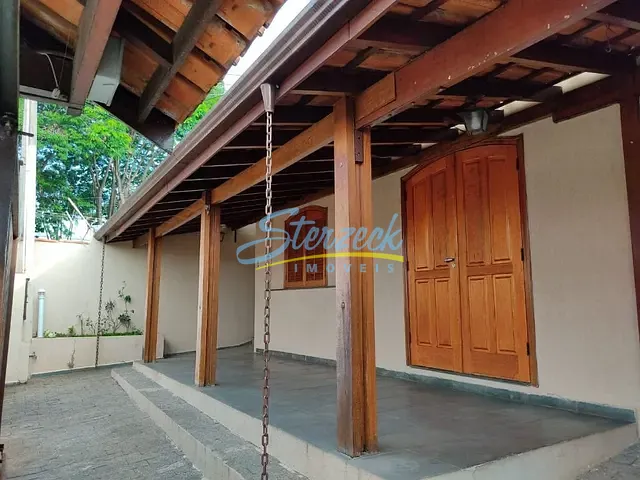 Casa com 200m² 3 quartos e 1 banheiro, à venda ou para alugar, no bairro Centro em Vinhedo