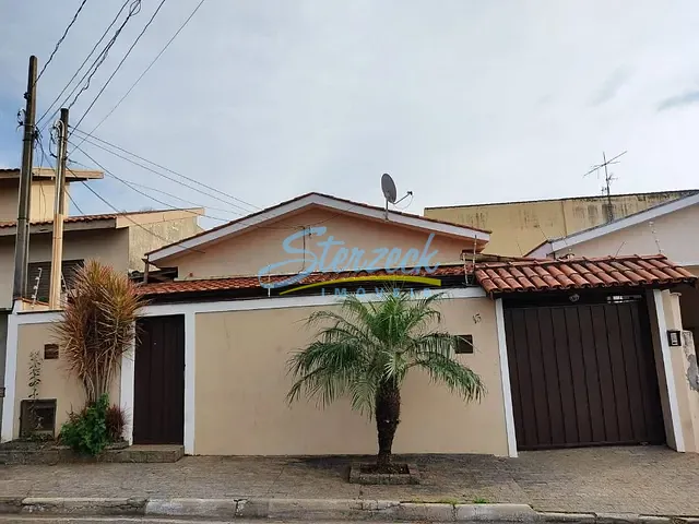 Casa com 200m² 3 quartos e 1 banheiro, à venda ou para alugar, no bairro Centro em Vinhedo