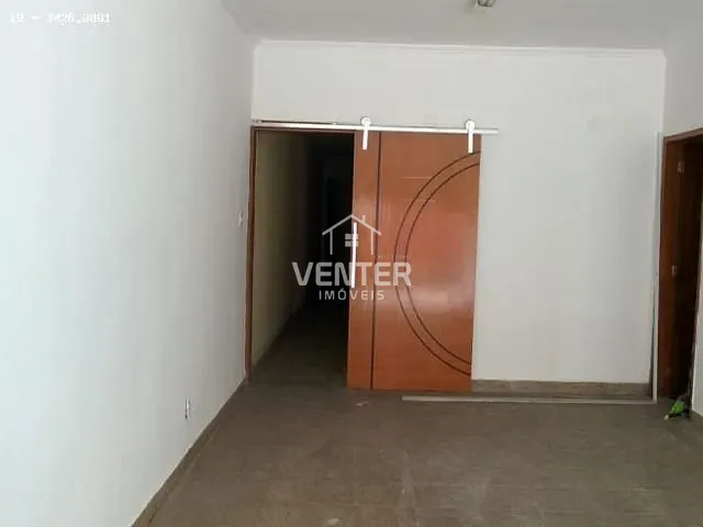 Casa com 160m² 2 quartos e 1 banheiro, à venda ou para alugar, no bairro Centro em Taubaté
