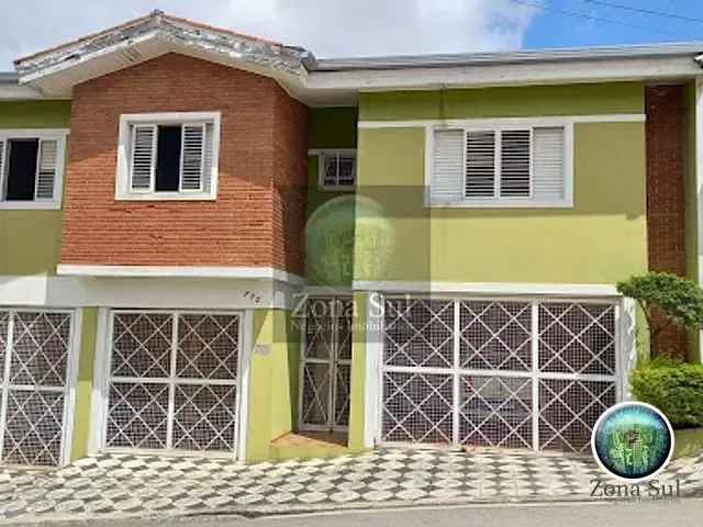 Casa com 180m² 4 quartos e 6 banheiros, à venda, no bairro Vila Hortência em Sorocaba