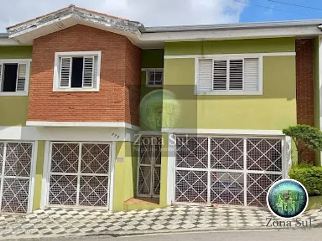 Casa com 180m² 4 quartos e 6 banheiros, à venda, no bairro Vila Hortência em Sorocaba