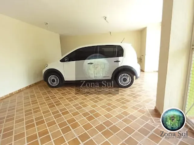 Casa com 180m² 4 quartos e 6 banheiros, à venda, no bairro Vila Hortência em Sorocaba