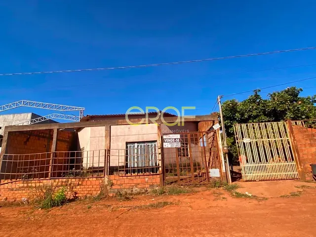 Casa 3 quartos e 3 banheiros, à venda, no bairro Parque Serrano em Formosa