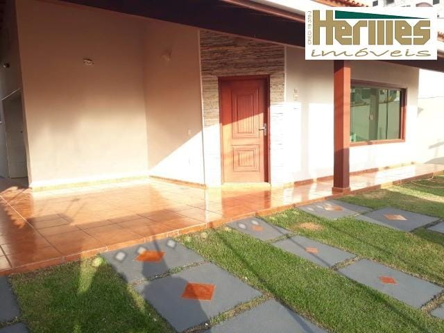Foto do Casa - Ampla Casa para Locação com 3 Dormitórios, Suíte, Quintal e Garagem - Jardim dos Calegaris - Paulínia/SP | Hermes Imóveis