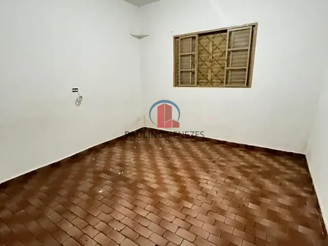 Casa com 250m² 3 quartos e 1 banheiro, à venda, no bairro Jardim Santo Antônio em Americana