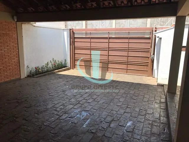 Casa com 340m² 3 quartos e 5 banheiros, à venda, no bairro VILA FERROVIÁRIA em ARARAQUARA