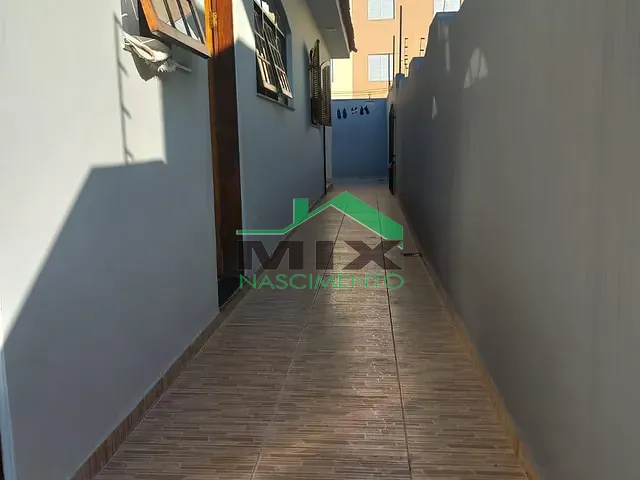 Casa com 250m² 3 quartos e 2 banheiros, à venda, no bairro Jardim Utinga em Santo André