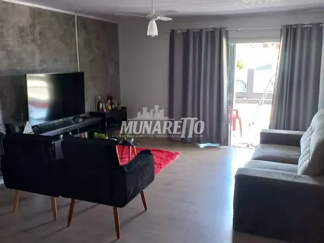 Casa com 600m² 3 quartos e 1 banheiro, à venda, no bairro Santo Antonio em Concórdia
