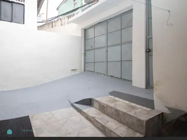 Casa com 276m² 2 quartos e 1 banheiro, à venda, no bairro Vila Serralheiro em São Paulo
