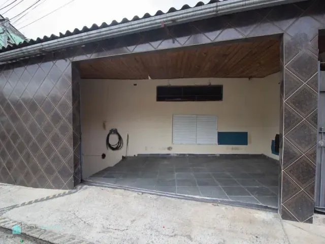 Casa com 276m² 2 quartos e 1 banheiro, à venda, no bairro Vila Serralheiro em São Paulo
