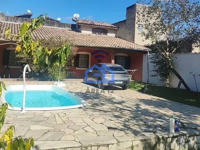 Casa com 360m² 2 quartos e 1 banheiro, à venda, no bairro Pontal de Santa Marina em Caraguatatuba