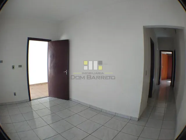 Casa com 300m² 3 quartos e 2 banheiros, à venda, no bairro Vila Menuzzo em Sumaré