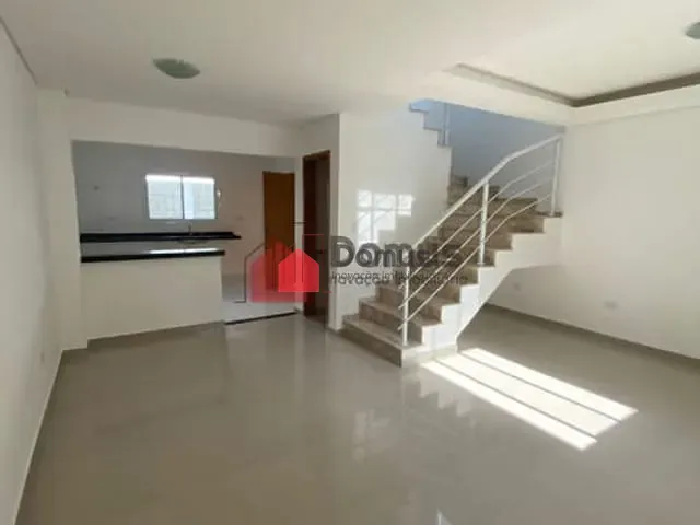Casa à venda, no bairro Vila Areao em Taubaté