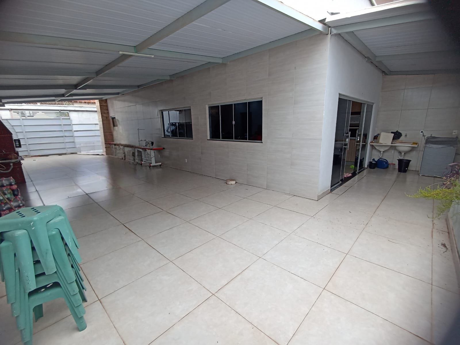 Casa, 3 quartos, 240 m² - Foto 2