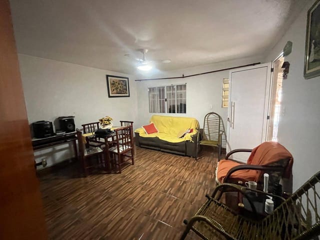 Casa com 180m² 2 quartos e 1 banheiro, à venda, no bairro Conjunto Habitacional Parque Itajaí em Campinas