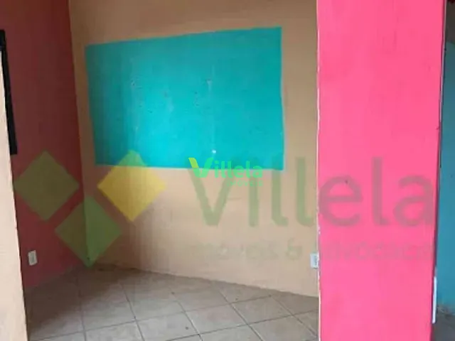 Casa à venda, no bairro Jardim Moraes em Itaquaquecetuba