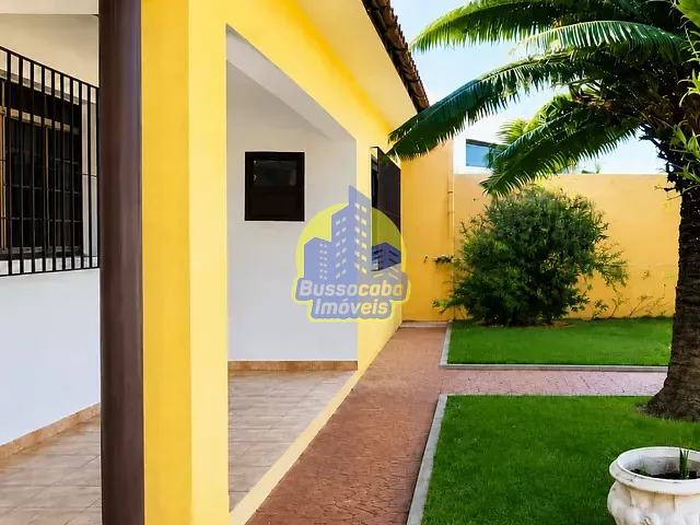 Casa com 284m² 2 quartos e 1 banheiro, à venda ou para alugar, no bairro Umuarama em Osasco