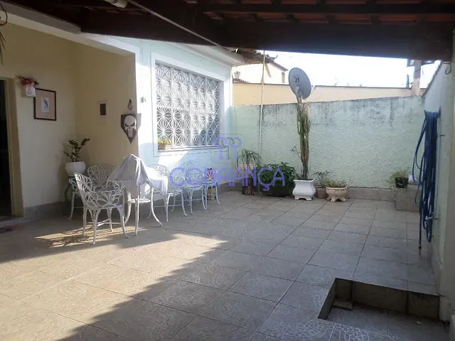 Casa com 251m² 2 quartos e 1 banheiro, à venda, no bairro Campo Grande em Rio de Janeiro