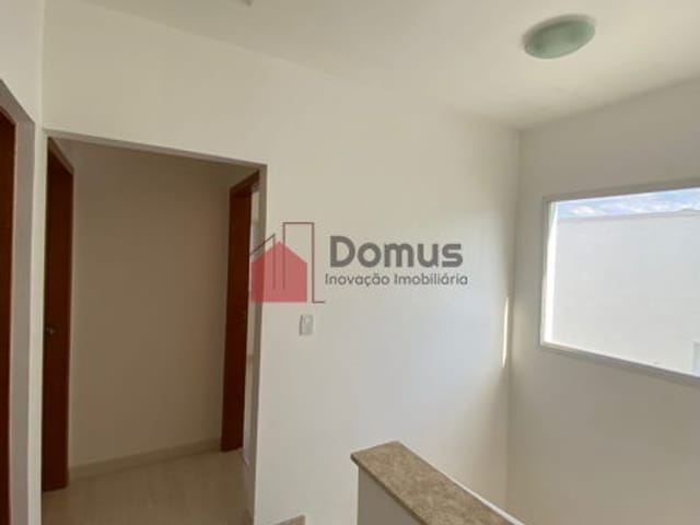 Casa à venda, no bairro Vila Areao em Taubaté