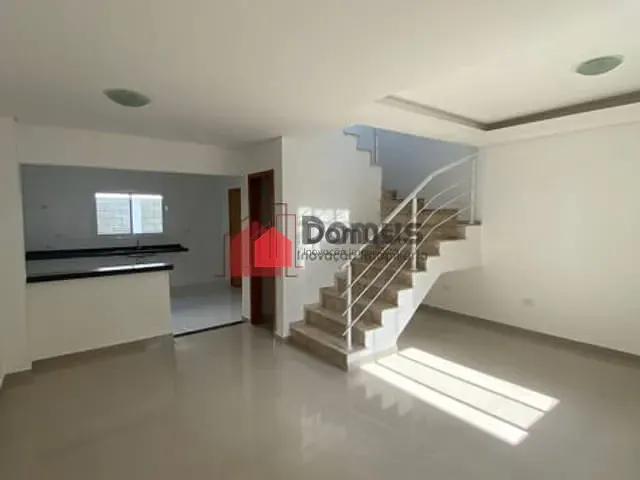 Casa à venda, no bairro Vila Areao em Taubaté