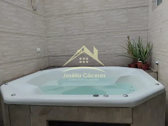 Casa 3 quartos e 3 banheiros, à venda, no bairro Jardim Imperial em Cuiabá