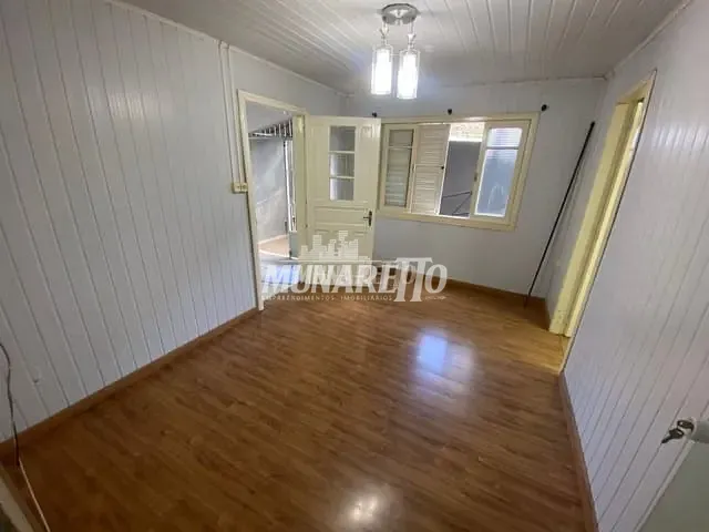 Casa com 429m² 4 quartos e 2 banheiros, à venda, no bairro Cinquentenário em Concórdia