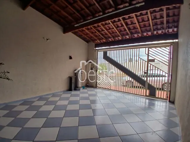 Casa com 150m² 2 quartos e 2 banheiros, à venda, no bairro Jardim São Francisco em Santa Bárbara D'Oeste