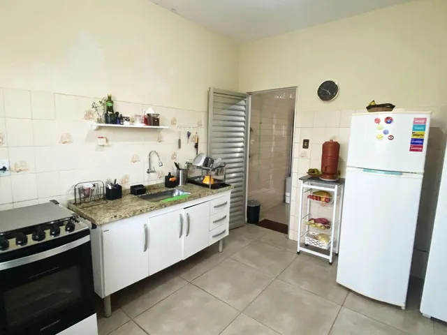 Casa 3 quartos e 2 banheiros, à venda, no bairro São Salvador em Belo Horizonte