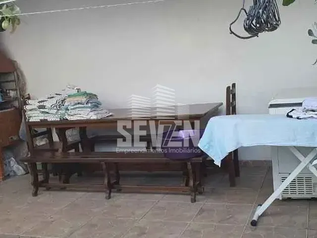 Casa com 150m² 2 quartos e 2 banheiros, à venda, no bairro Jardim Petrópolis em Bauru