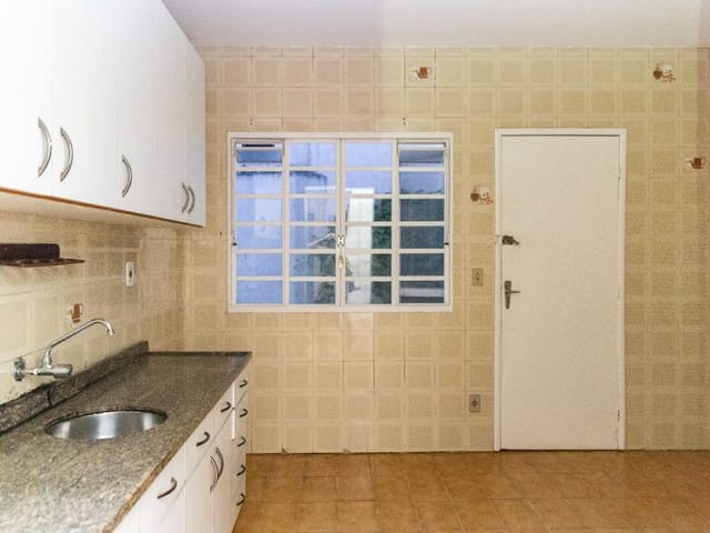Casa com 150m² 3 quartos e 2 banheiros, à venda, no bairro Areal em Pelotas