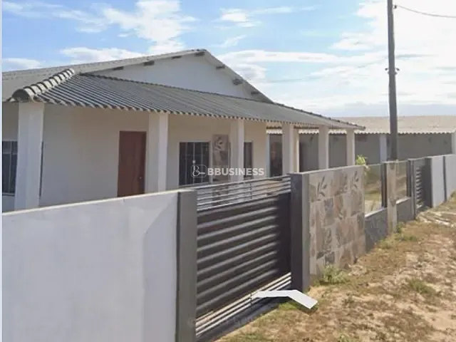 Casa 3 quartos e 4 banheiros, à venda, no bairro Chapéu do Sol em São João da Barra