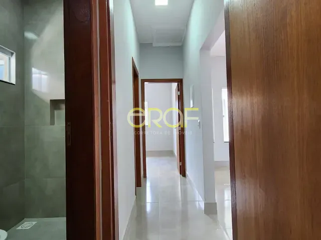 Casa 2 quartos e 2 banheiros, à venda, no bairro Parque da Colina I em Formosa
