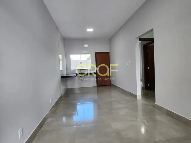 Casa 2 quartos e 2 banheiros, à venda, no bairro Parque da Colina I em Formosa