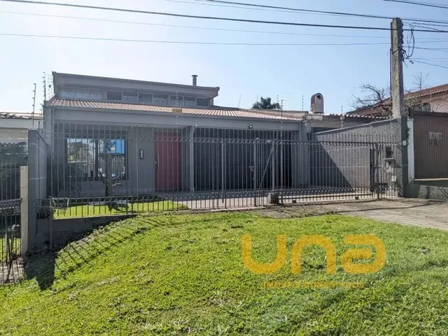 Casa com 451m² 3 quartos e 2 banheiros, à venda, no bairro BIGORRILHO em Curitiba