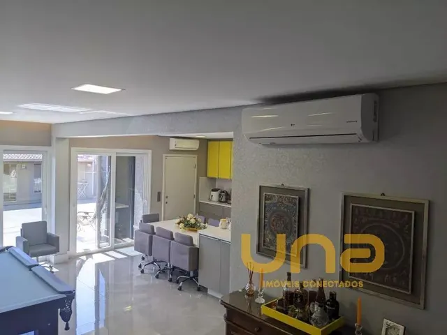 Casa com 451m² 3 quartos e 2 banheiros, à venda, no bairro BIGORRILHO em Curitiba