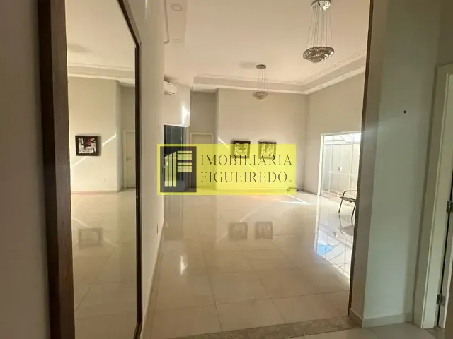 Casa com 480m² 3 quartos e 4 banheiros, para alugar, no bairro Residencial Gaivota I em São José do Rio Preto