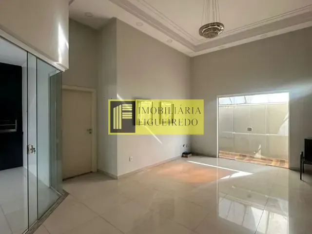 Casa com 480m² 3 quartos e 4 banheiros, para alugar, no bairro Residencial Gaivota I em São José do Rio Preto