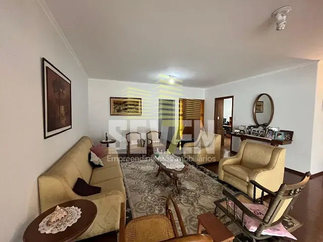 Casa com 339m² 4 quartos e 2 banheiros, à venda, no bairro Jardim Estoril em Bauru