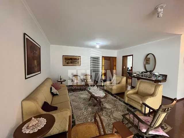 Casa com 339m² 4 quartos e 2 banheiros, à venda, no bairro Jardim Estoril em Bauru