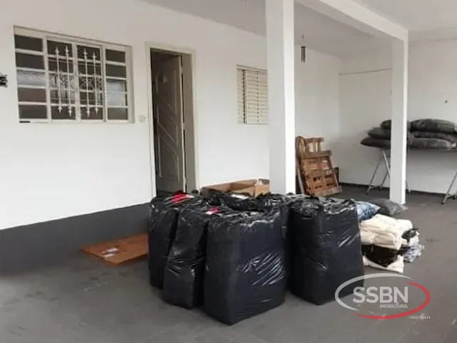 Casa com 250m² 2 quartos e 1 banheiro, à venda, no bairro Jardim São Jorge em Nova Odessa