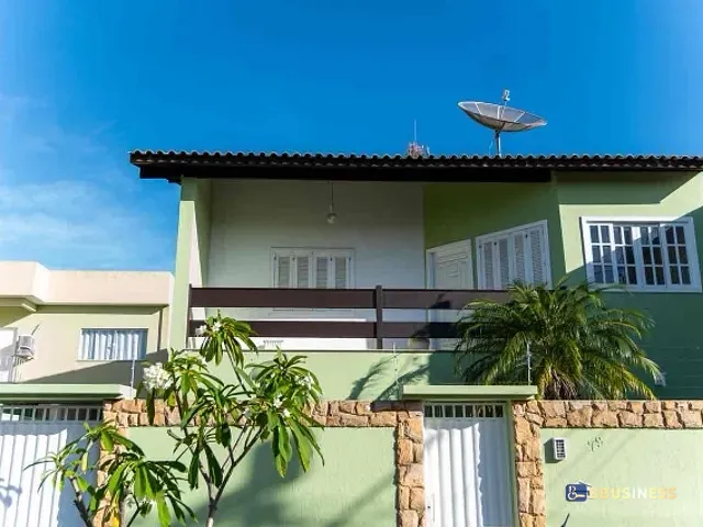 Casa com 450m² 4 quartos e 3 banheiros, à venda, no bairro Parque Corrientes em Campos dos Goytacazes