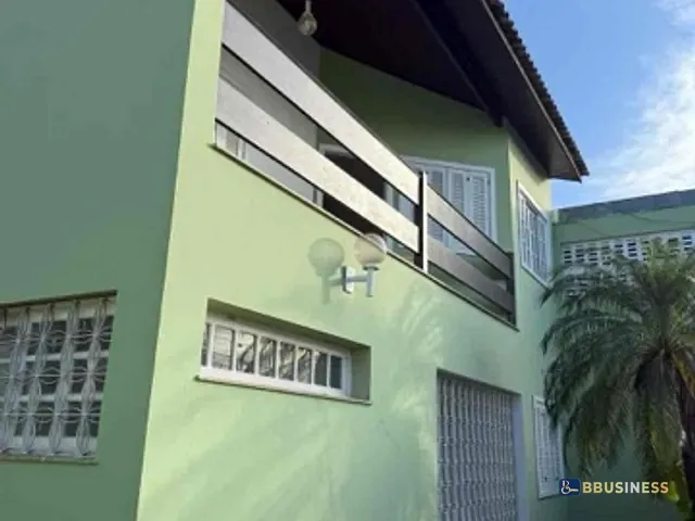 Casa com 450m² 4 quartos e 3 banheiros, à venda, no bairro Parque Corrientes em Campos dos Goytacazes