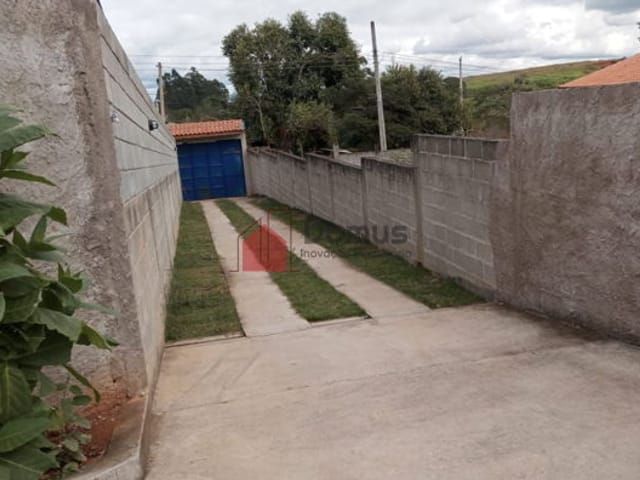 Casa com 1014m², à venda, no bairro Goiabal em Pindamonhangaba
