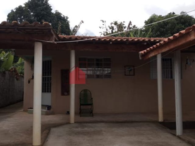 Casa com 1014m², à venda, no bairro Goiabal em Pindamonhangaba